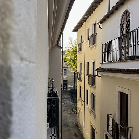 Civico16 Appartamento LʼAquila Exterior foto